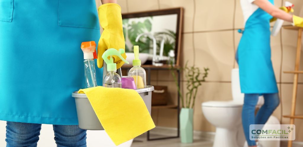6 Dicas para Manter os Banheiros Higienizados - Comfacil Especialistas em Limpeza e Conservação